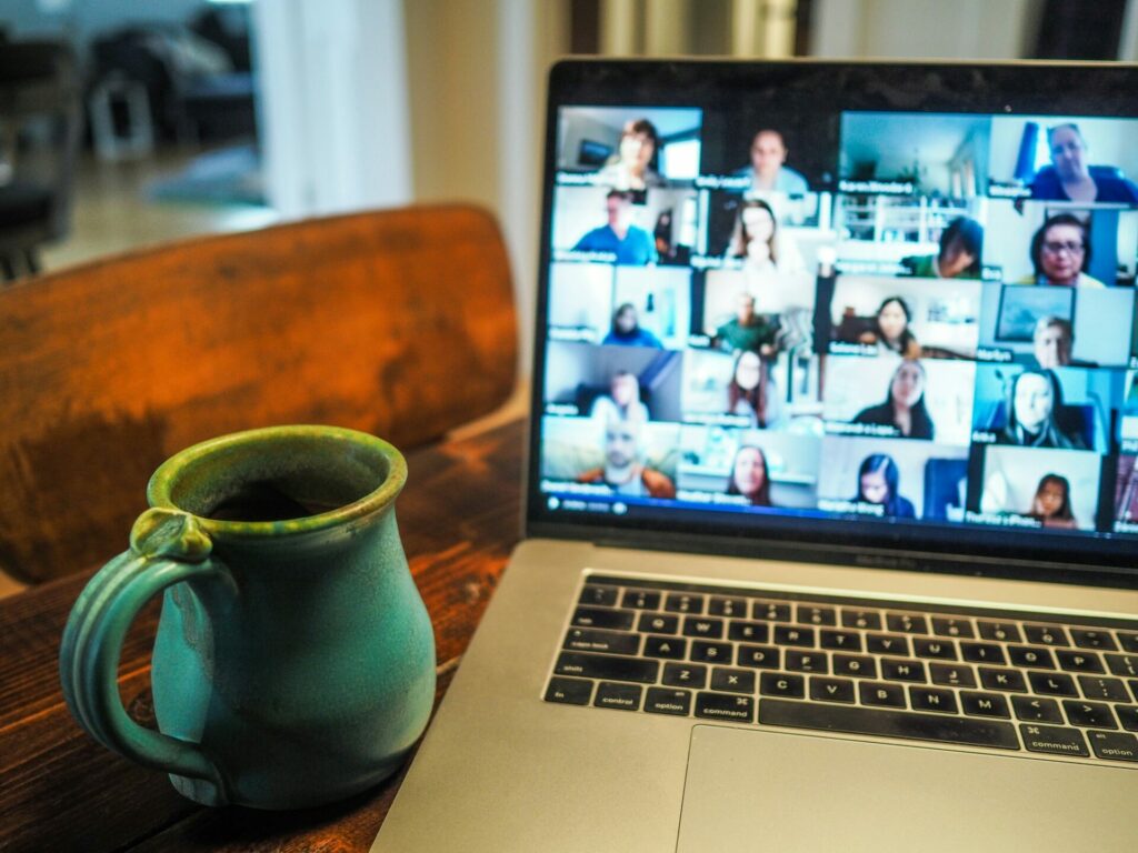 Screen set up for online meeting